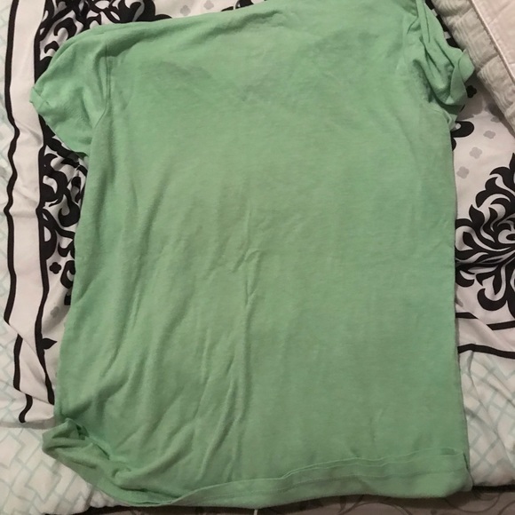 Green top - Picture 3 of 3